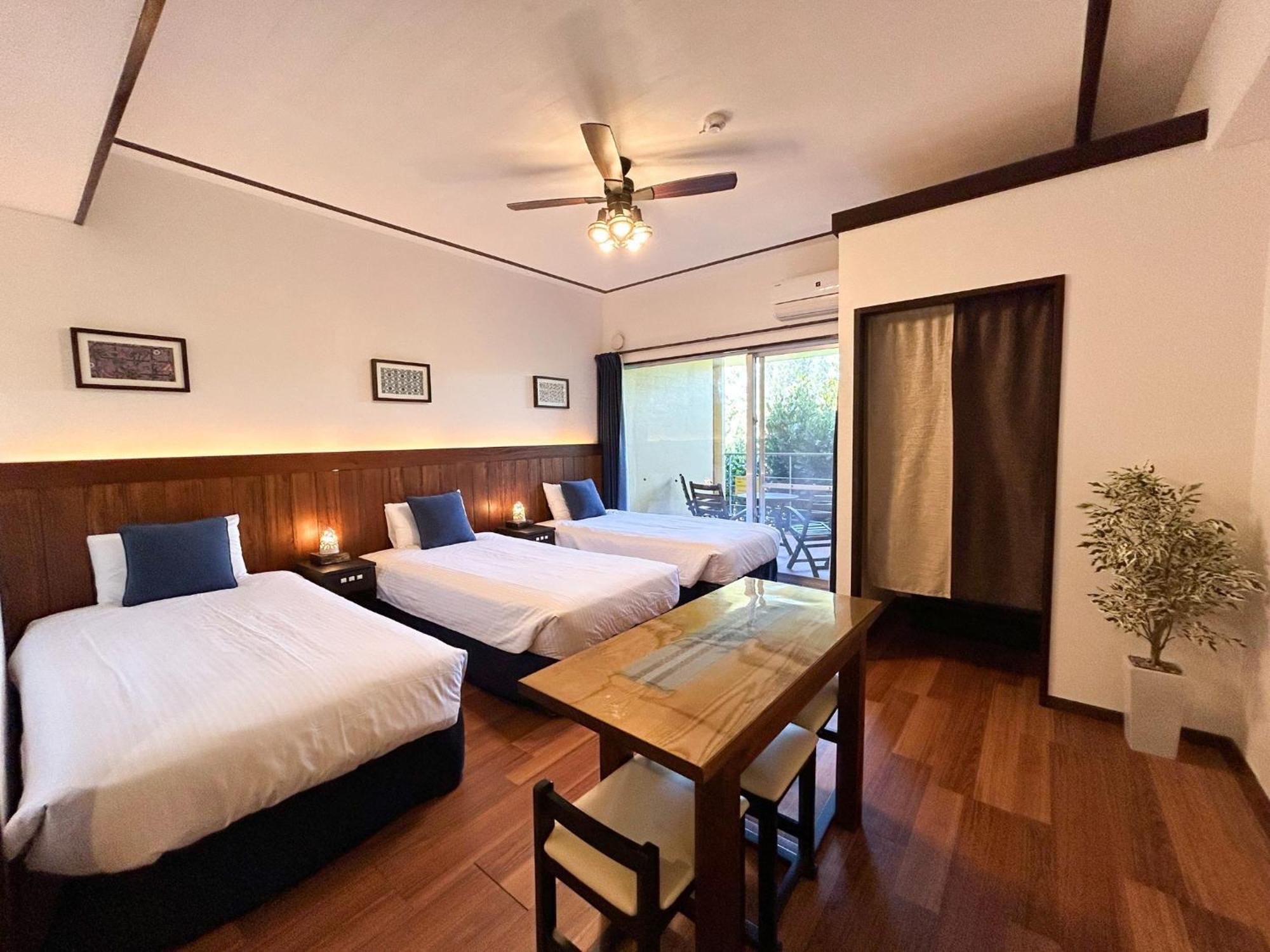 Pension Sunset Beach Nakijin Extérieur photo